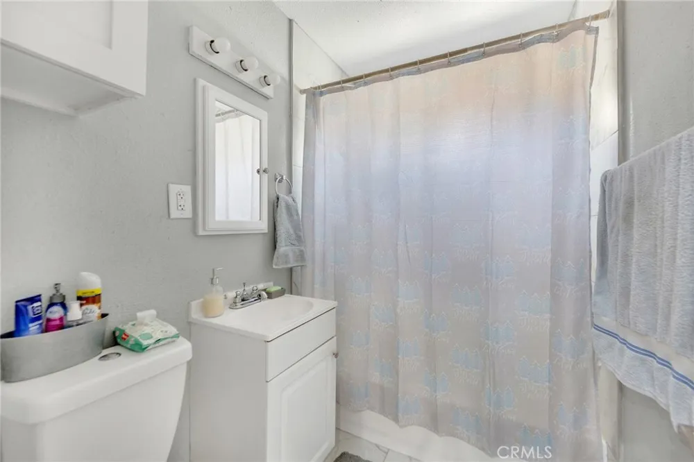 44309 Hardwood Avenue Lancaster, CA 93534