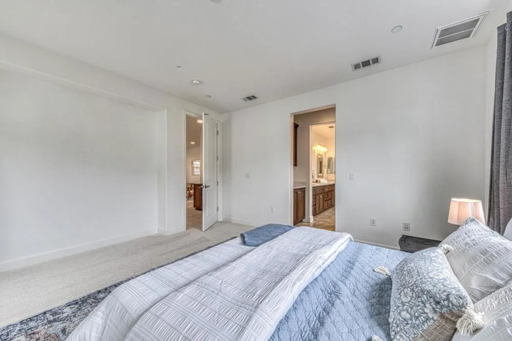 2717 Parkview Way Marina, CA 93933
