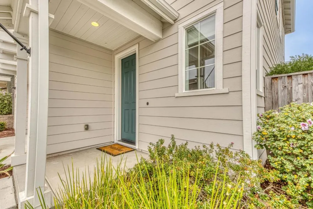 2717 Parkview Way Marina, CA 93933