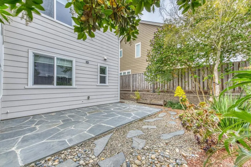 2717 Parkview Way Marina, CA 93933