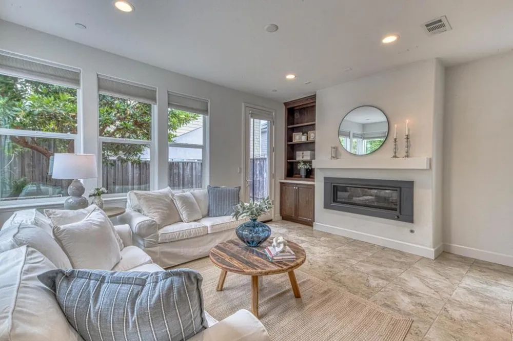 2717 Parkview Way Marina, CA 93933