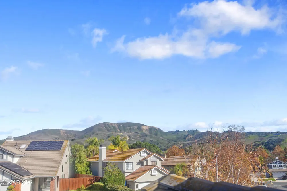 3831 Cottonwood Grove Trail Calabasas, CA 91301