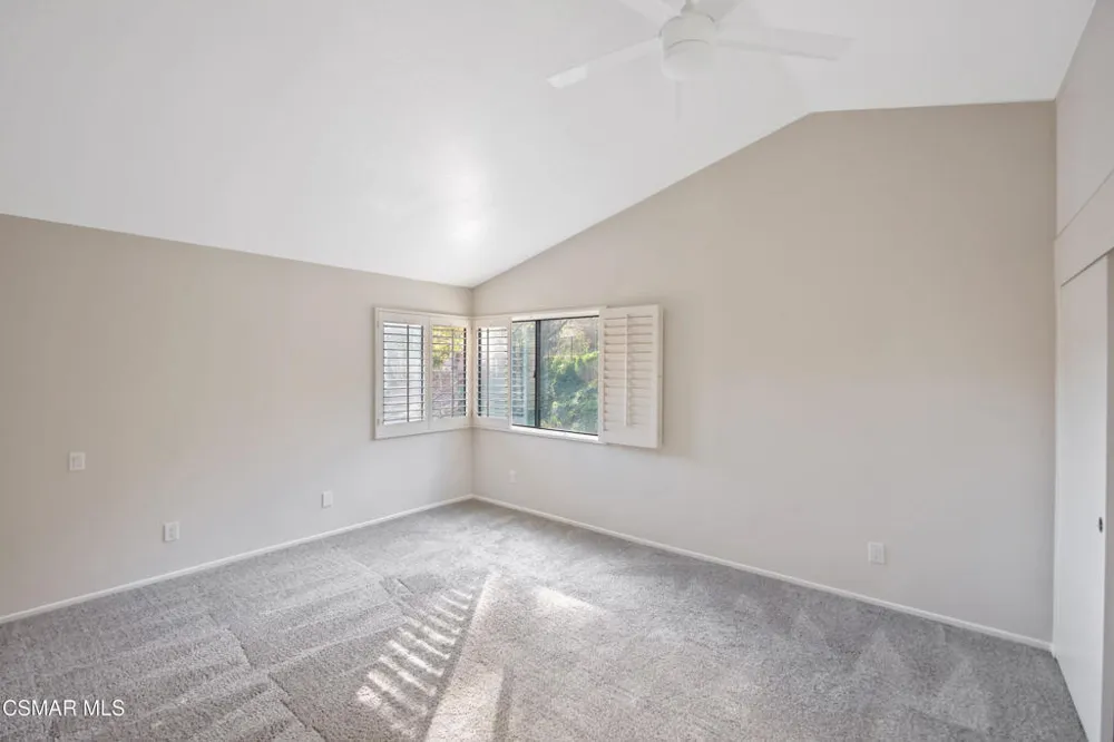 3831 Cottonwood Grove Trail Calabasas, CA 91301