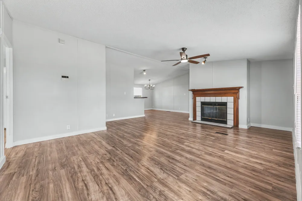 930 County Road 224 Florence, TX 76527