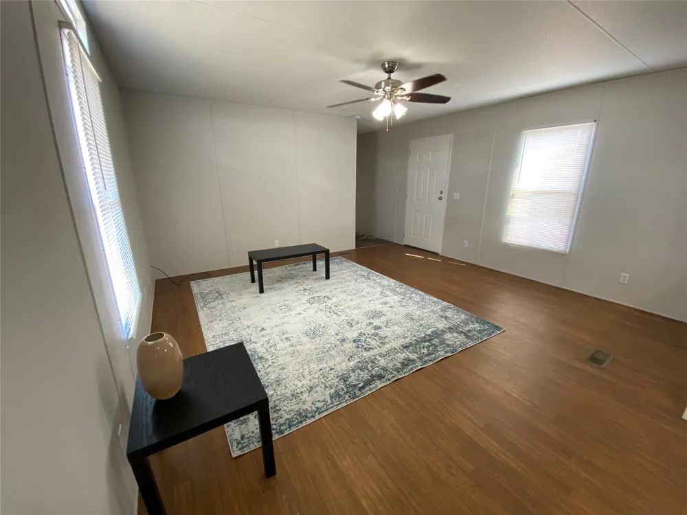 930 County Road 224 Florence, TX 76527