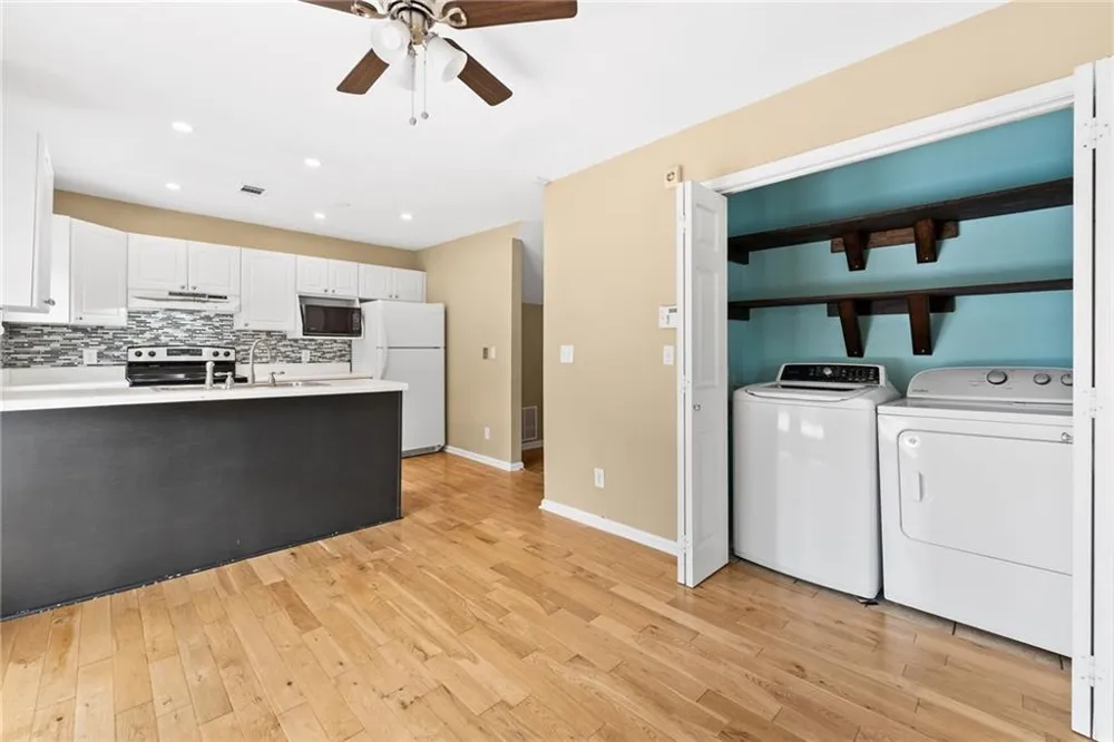 2266 Oak Glenn Circle Duluth, GA 30096