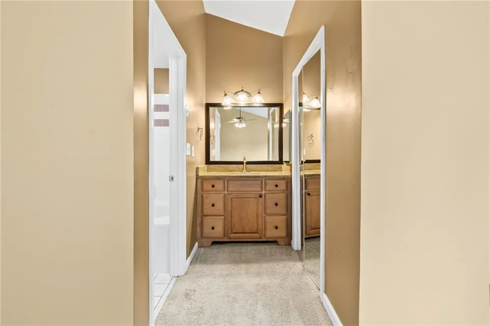 2266 Oak Glenn Circle Duluth, GA 30096