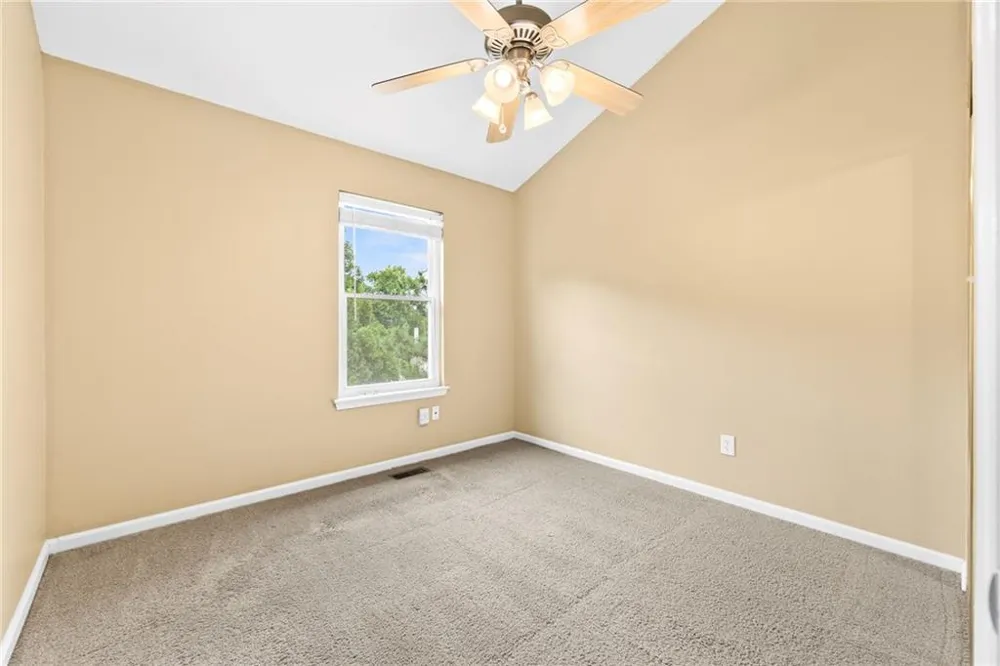 2266 Oak Glenn Circle Duluth, GA 30096