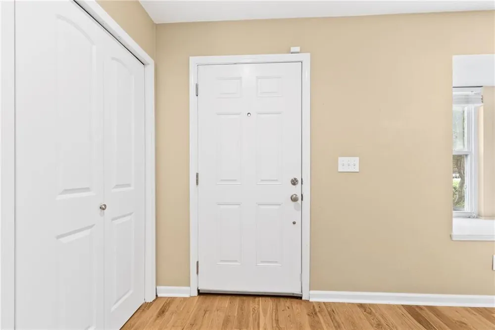 2266 Oak Glenn Circle Duluth, GA 30096
