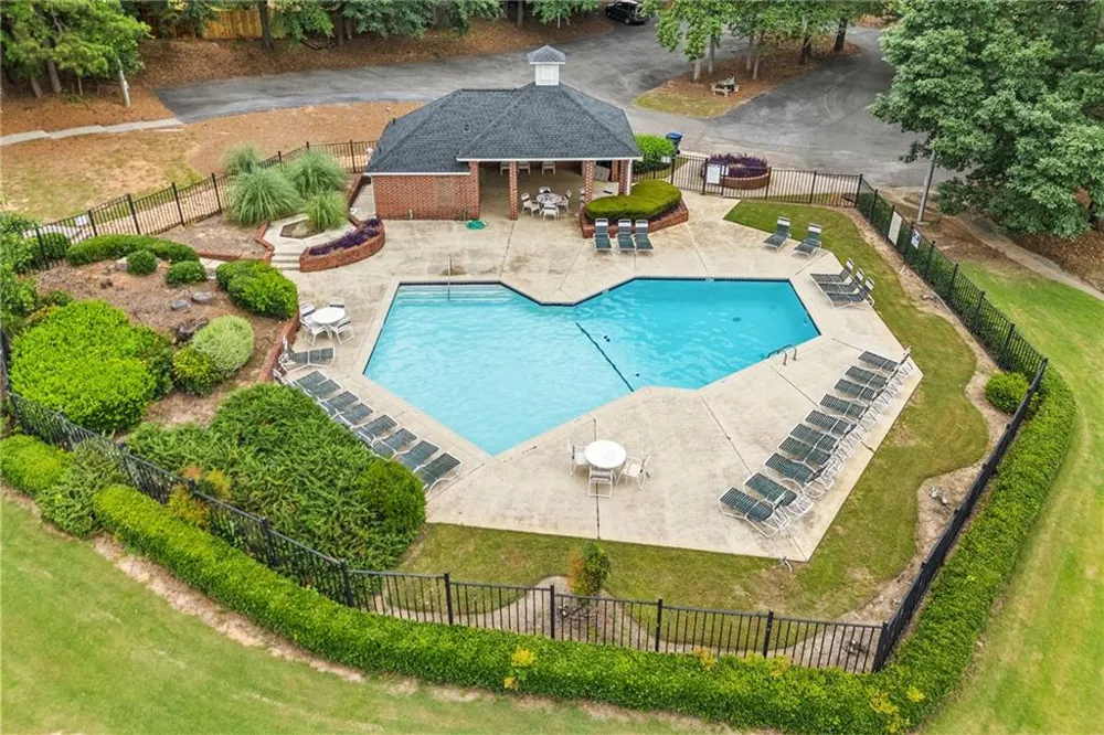 2266 Oak Glenn Circle Duluth, GA 30096