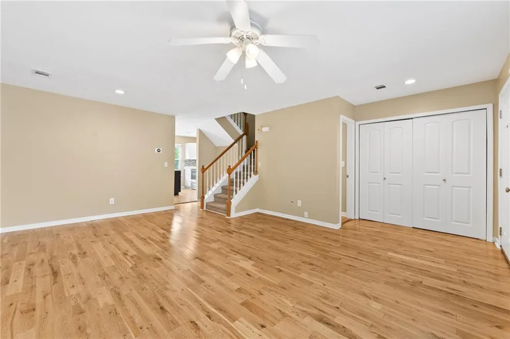2266 Oak Glenn Circle Duluth, GA 30096