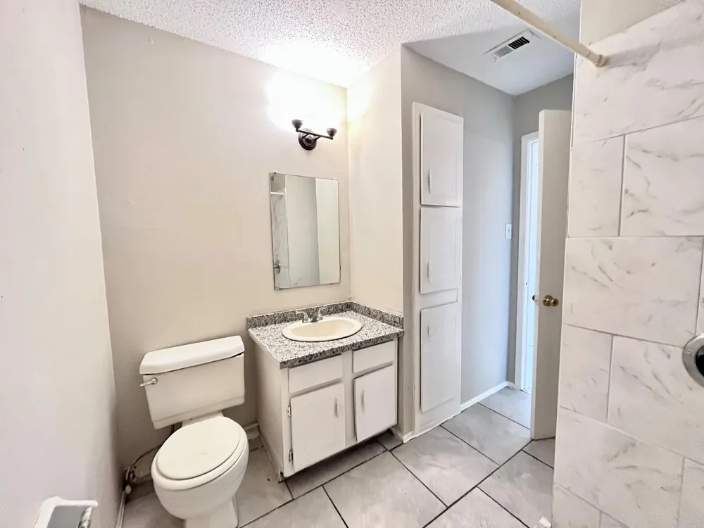 3021 Sycamore Avenue #8 Bay City, TX 77414