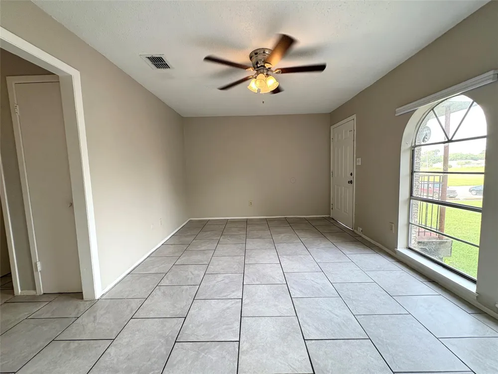3021 Sycamore Avenue #8 Bay City, TX 77414