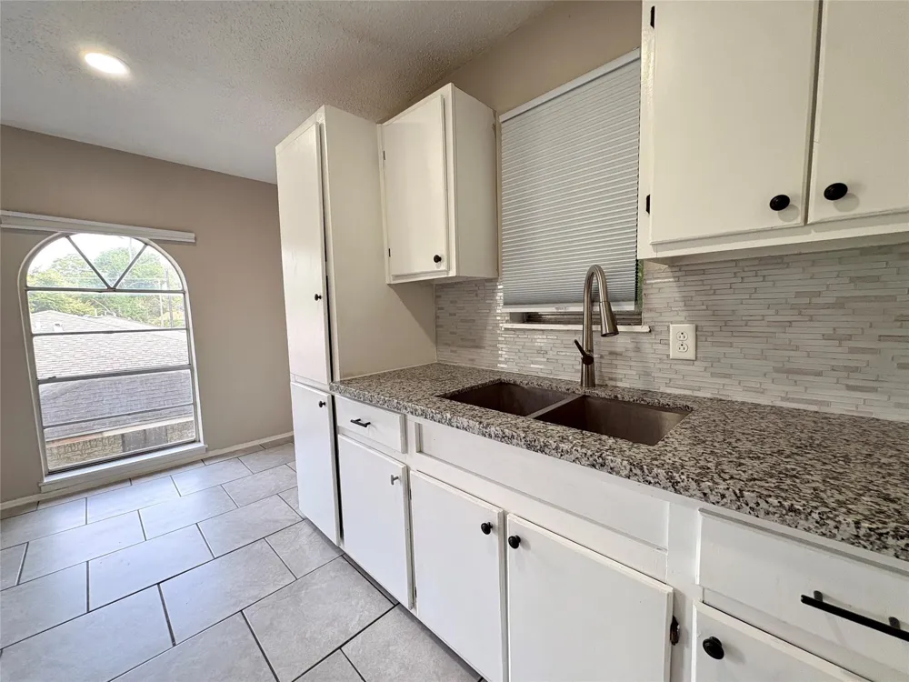 3021 Sycamore Avenue #8 Bay City, TX 77414