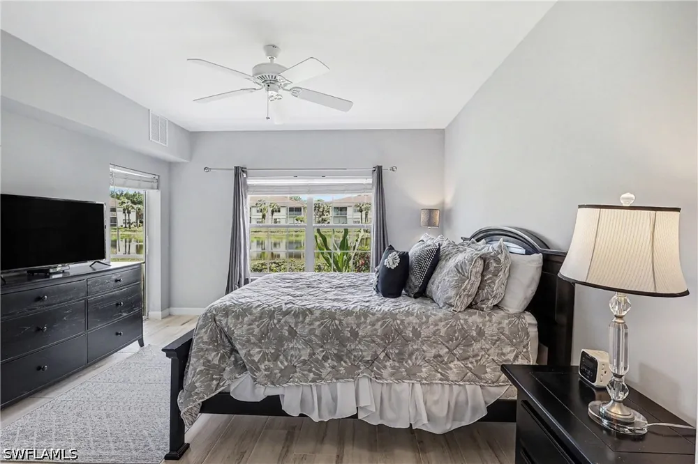 Horizon Lane #2303 Naples, FL 34109