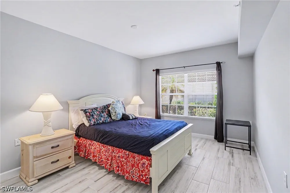 Horizon Lane #2303 Naples, FL 34109