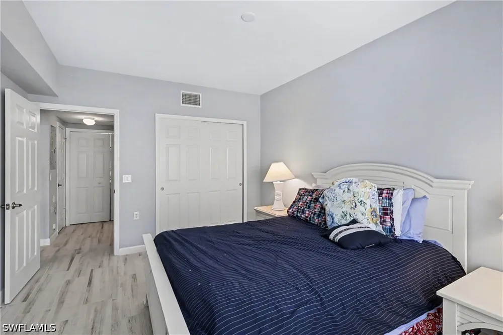Horizon Lane #2303 Naples, FL 34109