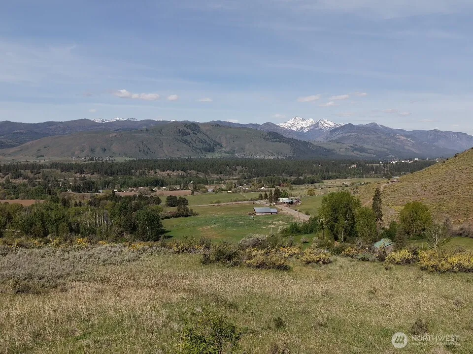 42 Prospect Road Winthrop, WA 98862