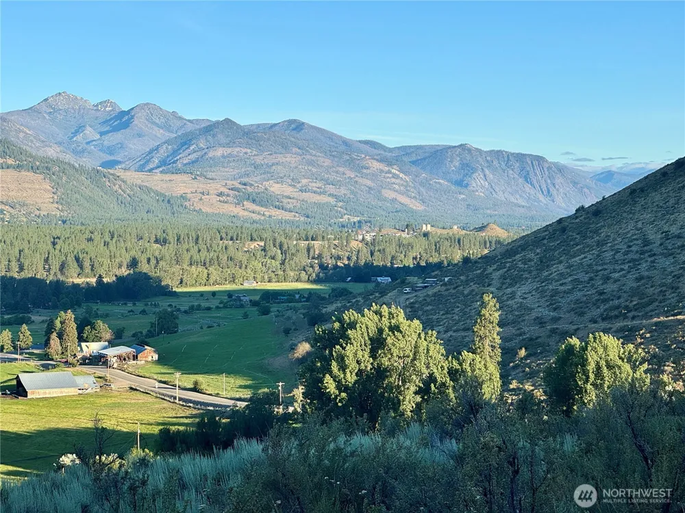 42 Prospect Road Winthrop, WA 98862