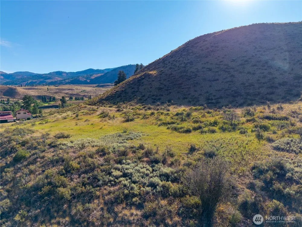 42 Prospect Road Winthrop, WA 98862