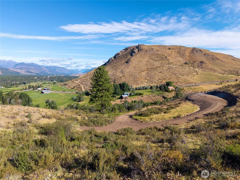42 Prospect Road Winthrop, WA 98862