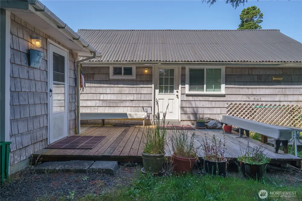 1305 268th Place Ocean Park, WA 98640
