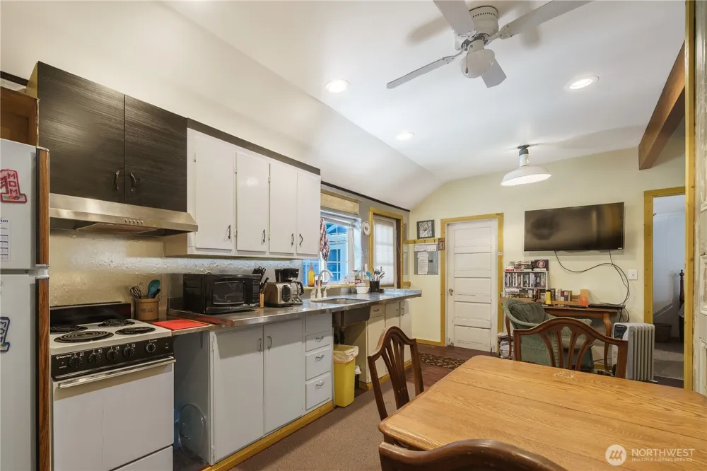 1305 268th Place Ocean Park, WA 98640