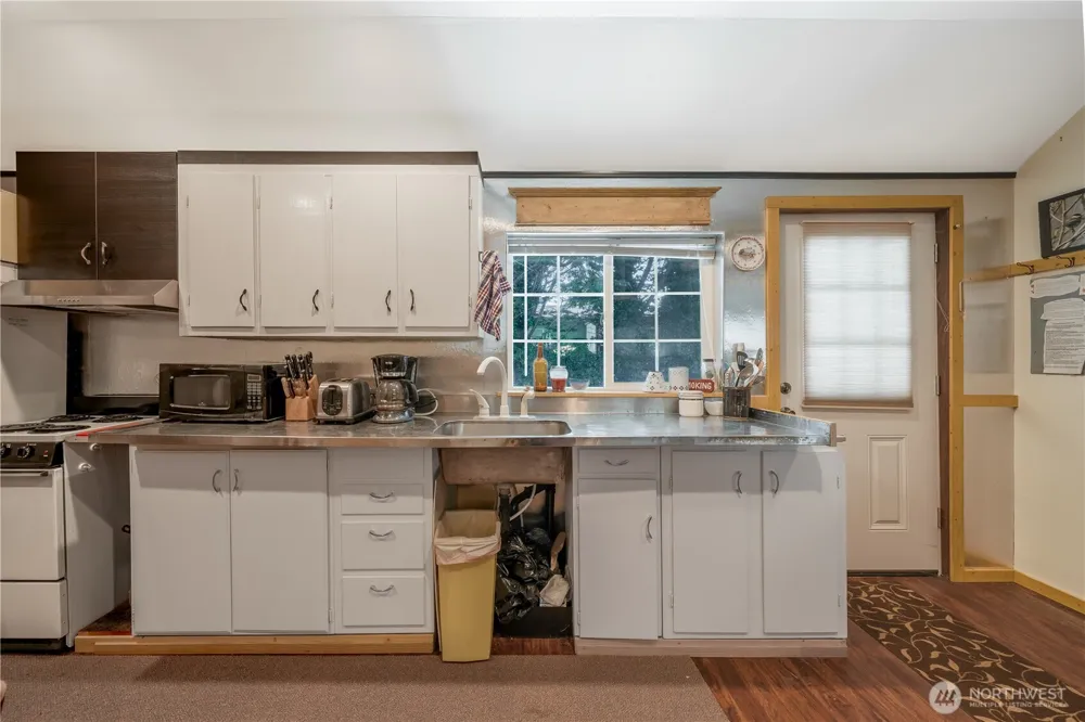 1305 268th Place Ocean Park, WA 98640