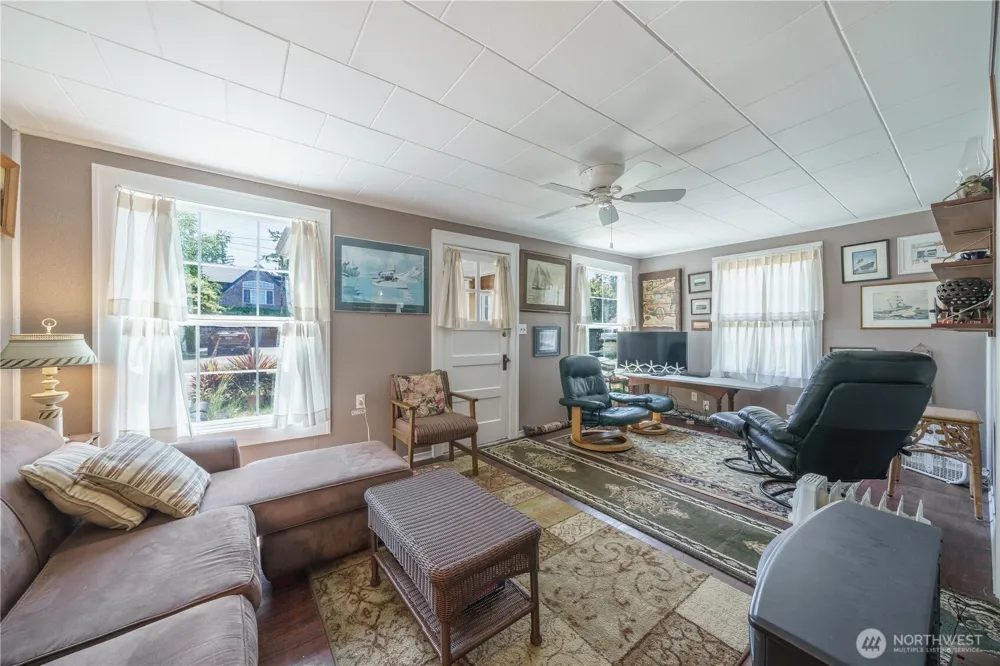 1305 268th Place Ocean Park, WA 98640