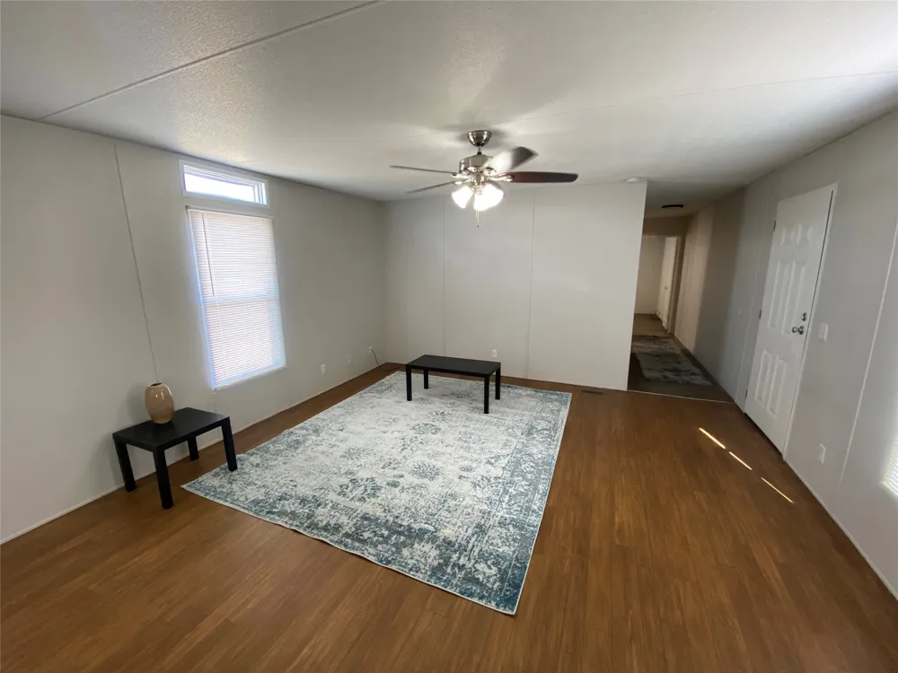 930 County Road 224 Florence, TX 76527