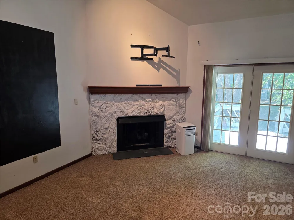 100 Willow Run Drive #22 Gastonia, NC 28056