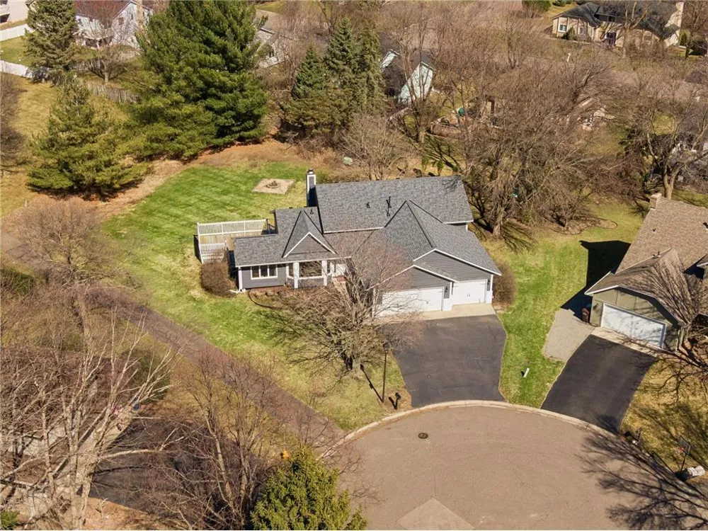 15345 41st Place Plymouth, MN 55446