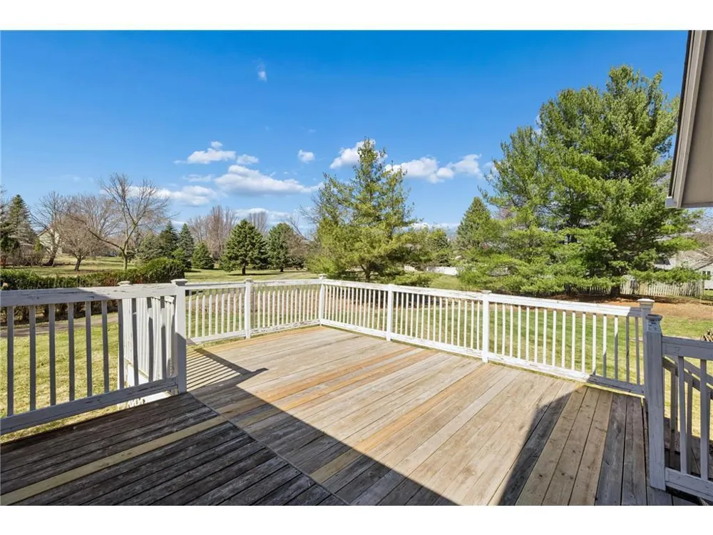 15345 41st Place Plymouth, MN 55446