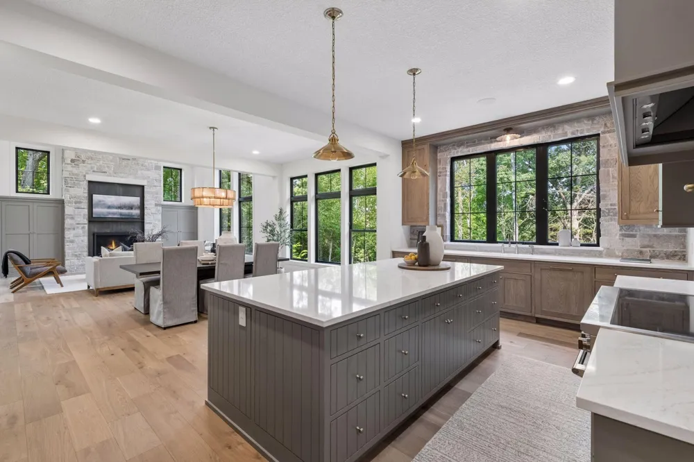 5570 Wedgewood Drive Shorewood, MN 55331