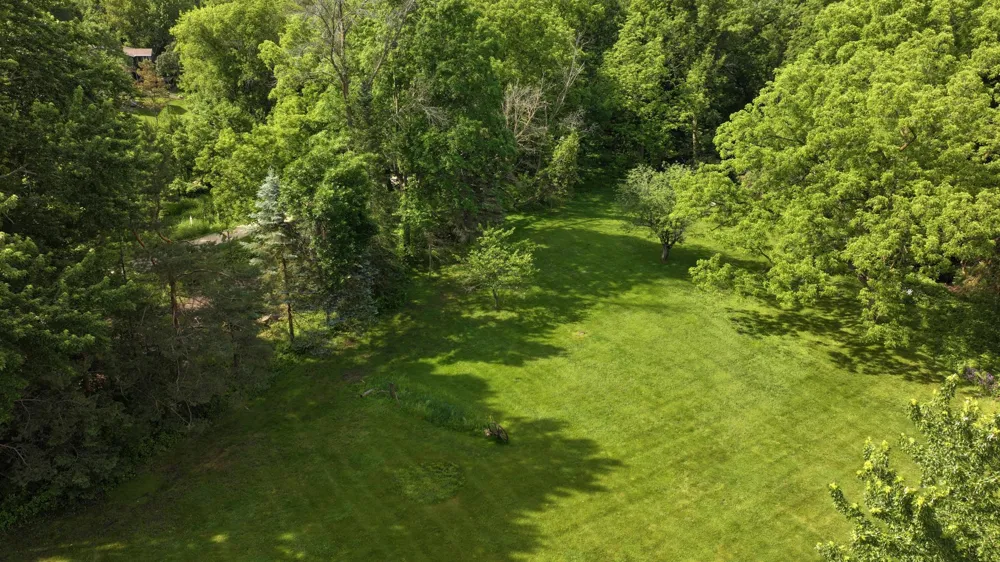 5570 Wedgewood Drive Shorewood, MN 55331