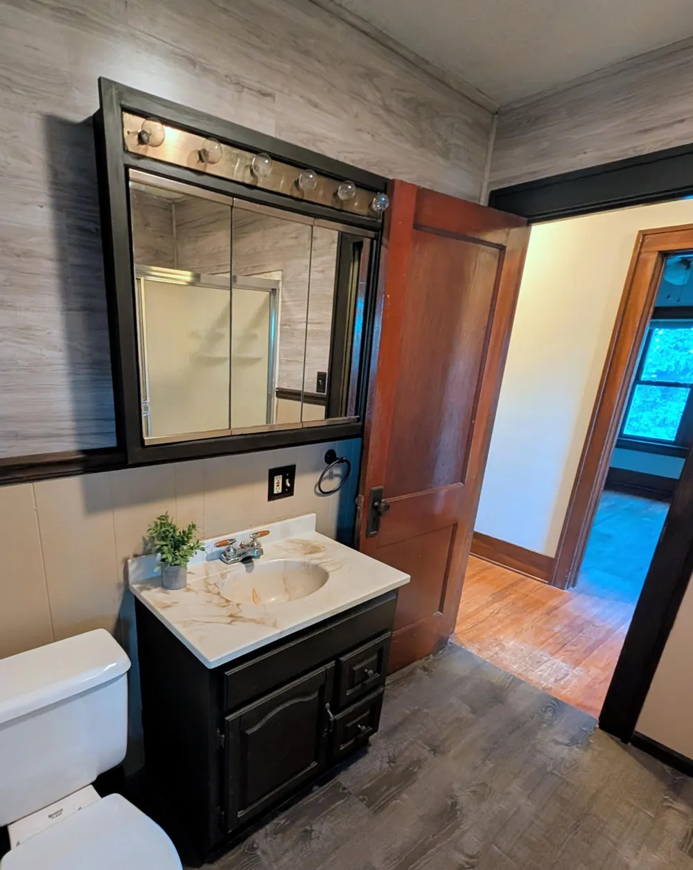 8169 Highway 30 E Blooming Prairie, MN 55917