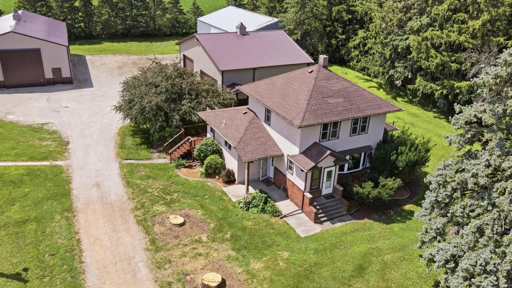 8169 Highway 30 E Blooming Prairie, MN 55917