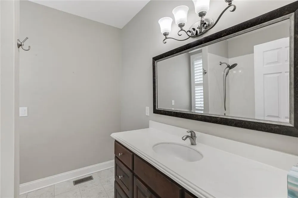 563 Martin Road Talmo, GA 30575