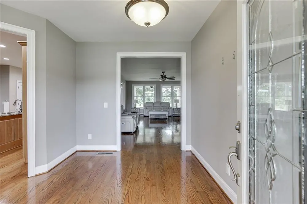 563 Martin Road Talmo, GA 30575