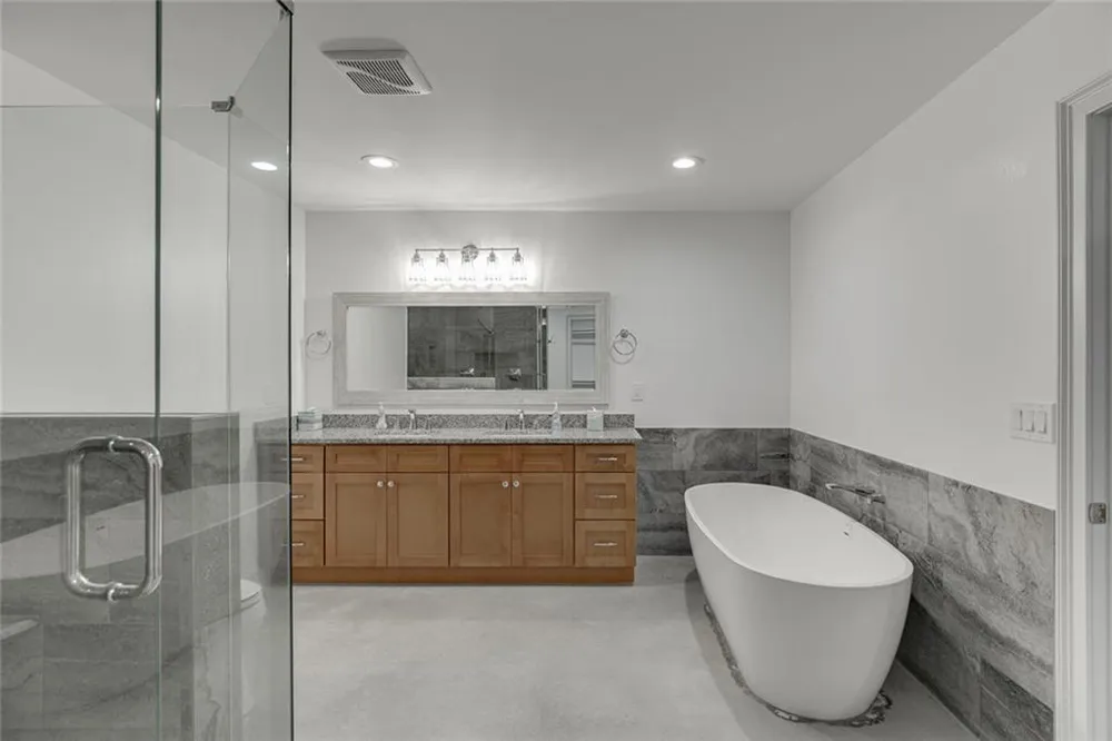 563 Martin Road Talmo, GA 30575