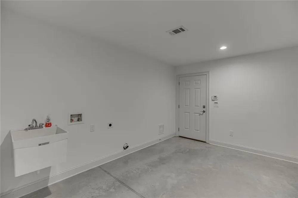 563 Martin Road Talmo, GA 30575