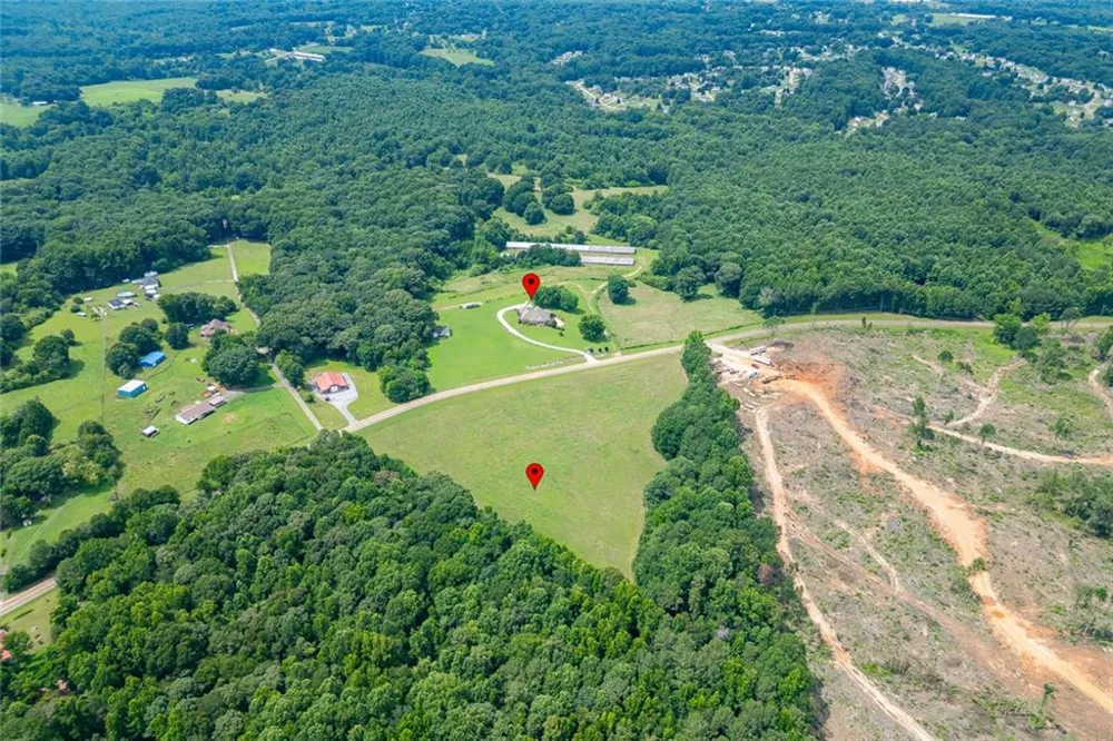563 Martin Road Talmo, GA 30575