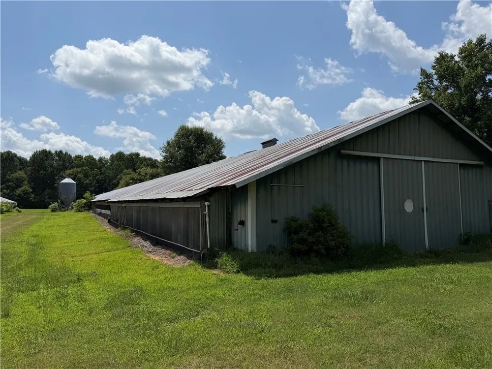 563 Martin Road Talmo, GA 30575