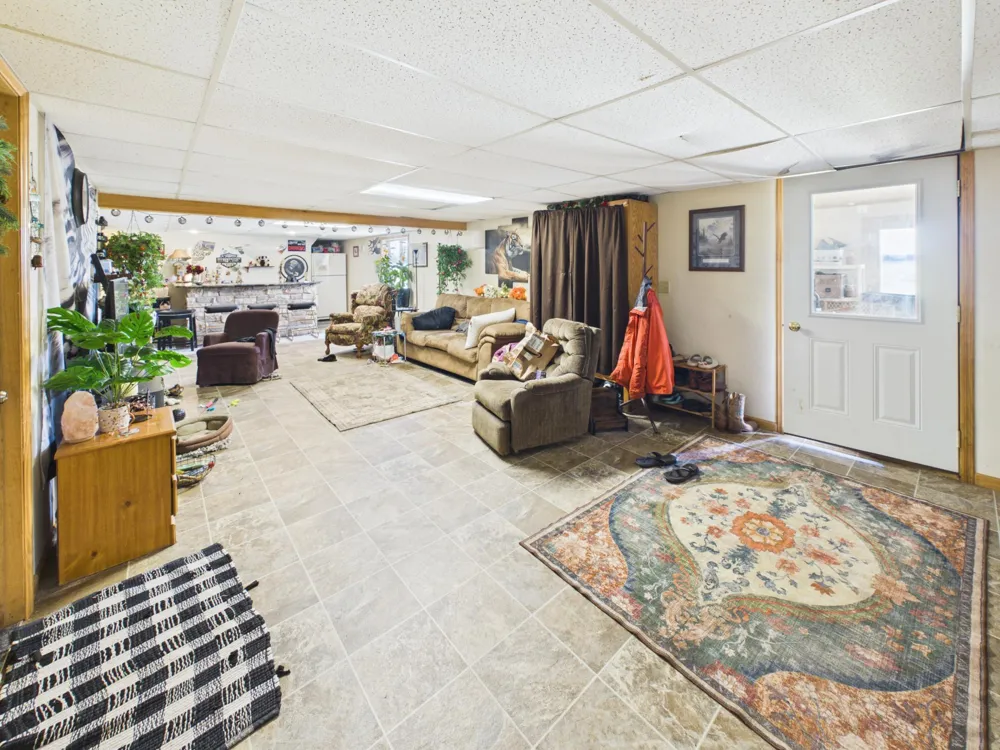 1428 Dove Road Holdingford, MN 56340