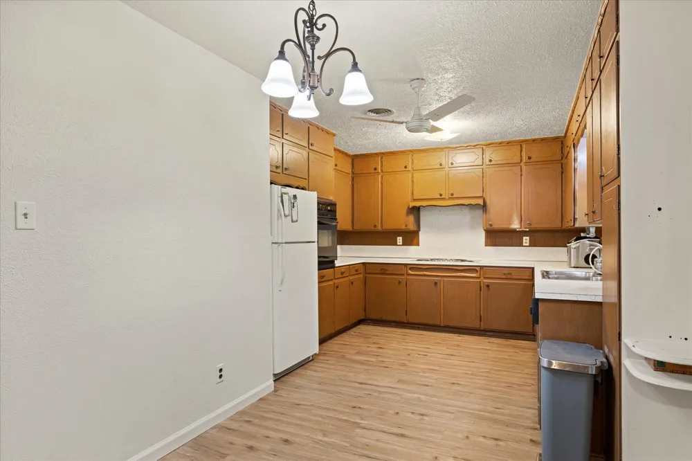 575 Charlotte Avenue Stephenville, TX 76401
