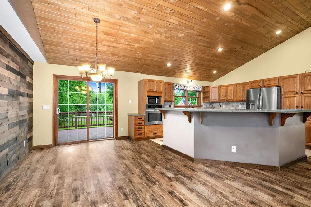 3639 Oak Lane Barnum, MN 55707