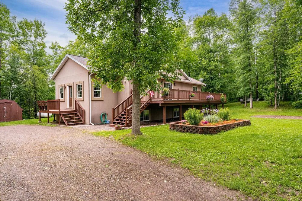 3639 Oak Lane Barnum, MN 55707