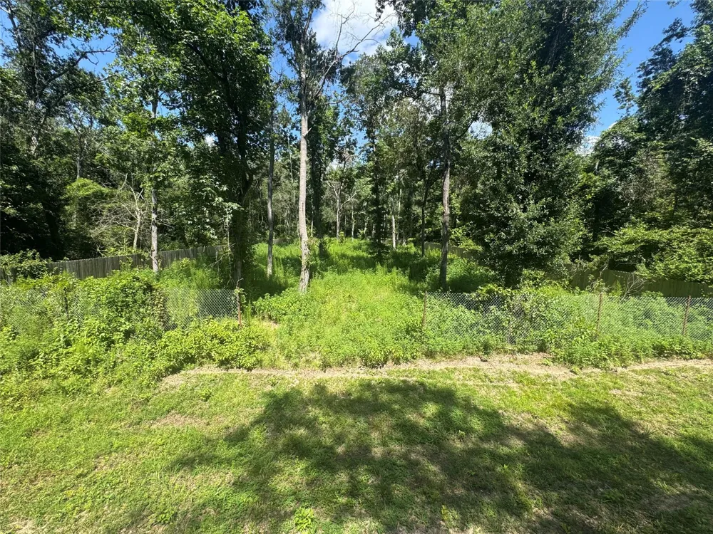 15661 Hickory Lane Splendora, TX 77372