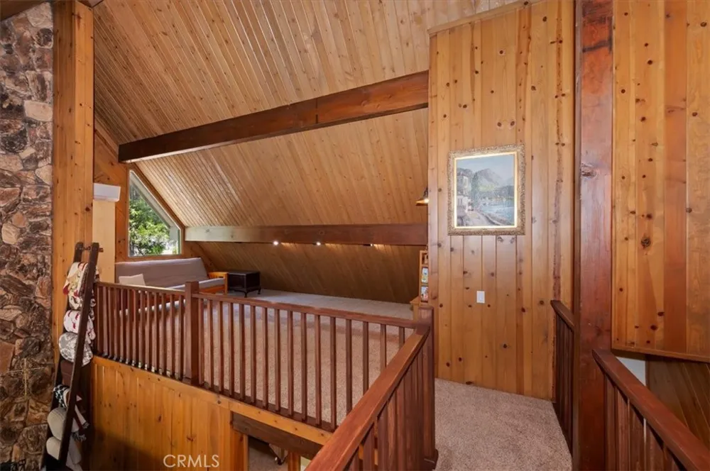 334 Highland Drive Lake Arrowhead, CA 92352