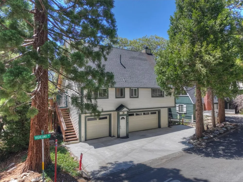 334 Highland Drive Lake Arrowhead, CA 92352